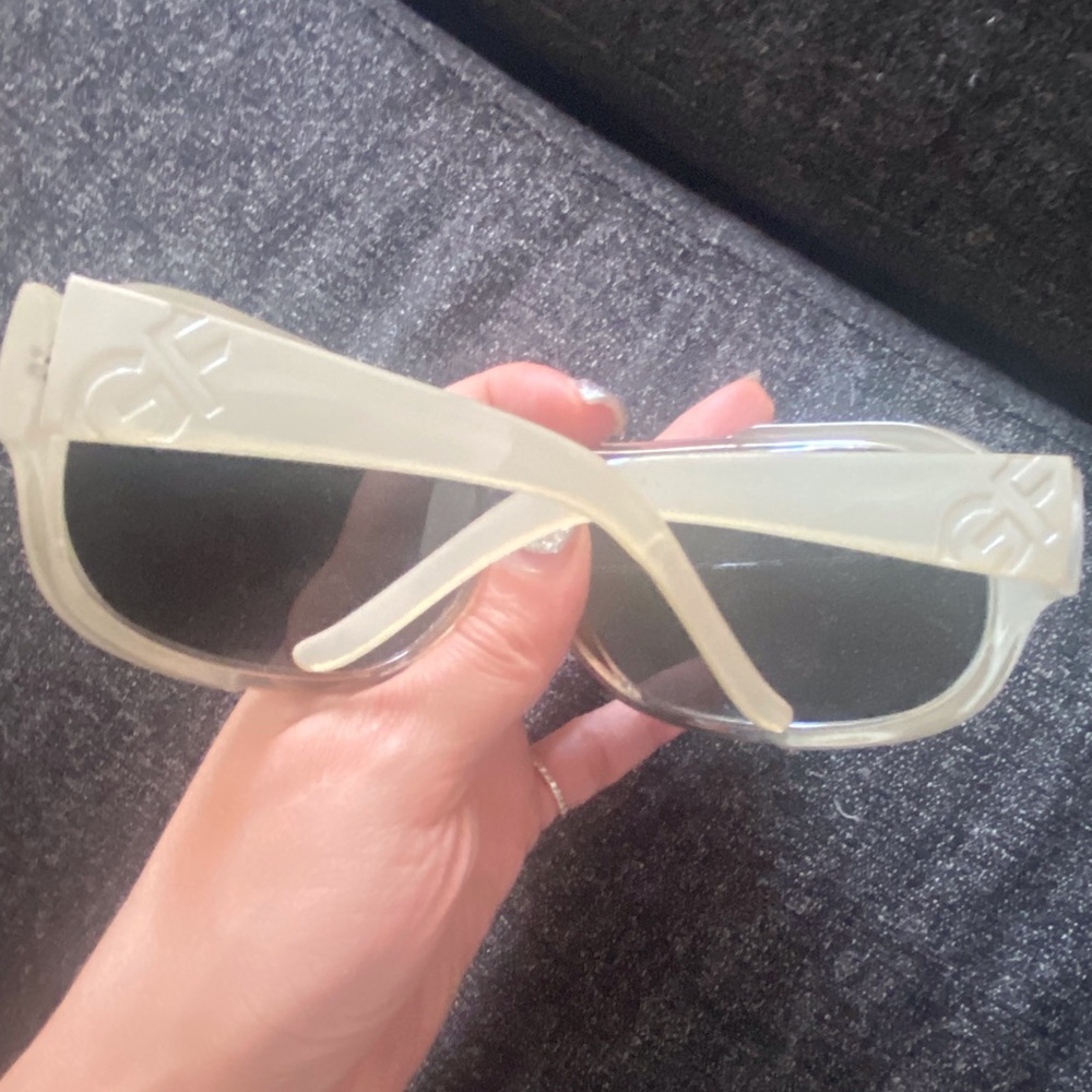 Y2K Vintage authentic Gianfranco Ferrre sunglasses - Picture 2 of 4
